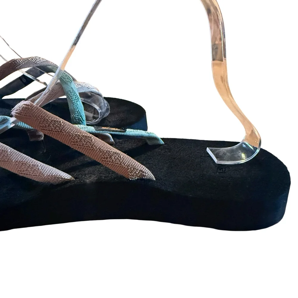 Teva Olowahu Flip Flops Thongs Sandals Slides Beach Vacation Sporty Slip On sz 8